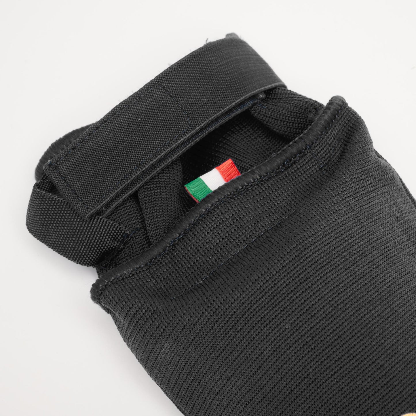 Paratibia a calza "DNA" - Leone 1947